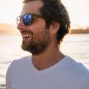 Handsome, tall and tanned guy wants to meet shy woman in Hamilton